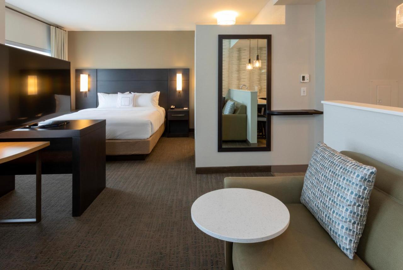 Residence Inn Minneapolis Maple Grove/Arbor Lakes Exterior photo